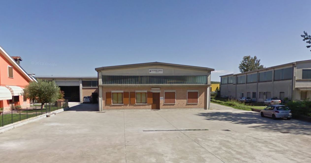 Samuele D'Antonio Profili: Battiscopa in legno e Cornici per espositori ceramici